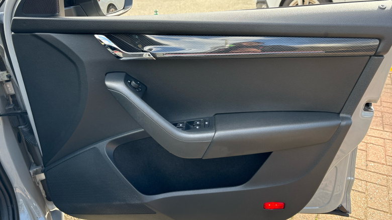 Skoda Octavia 2.0 TSI vRS 5dr Petrol Hatchback